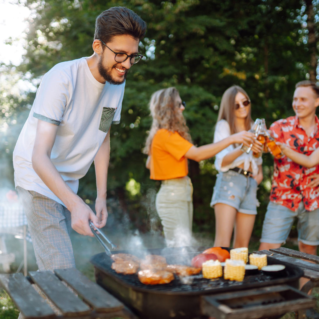 Camping on a Budget: How to Enjoy the Outdoors Without Breaking the Bank